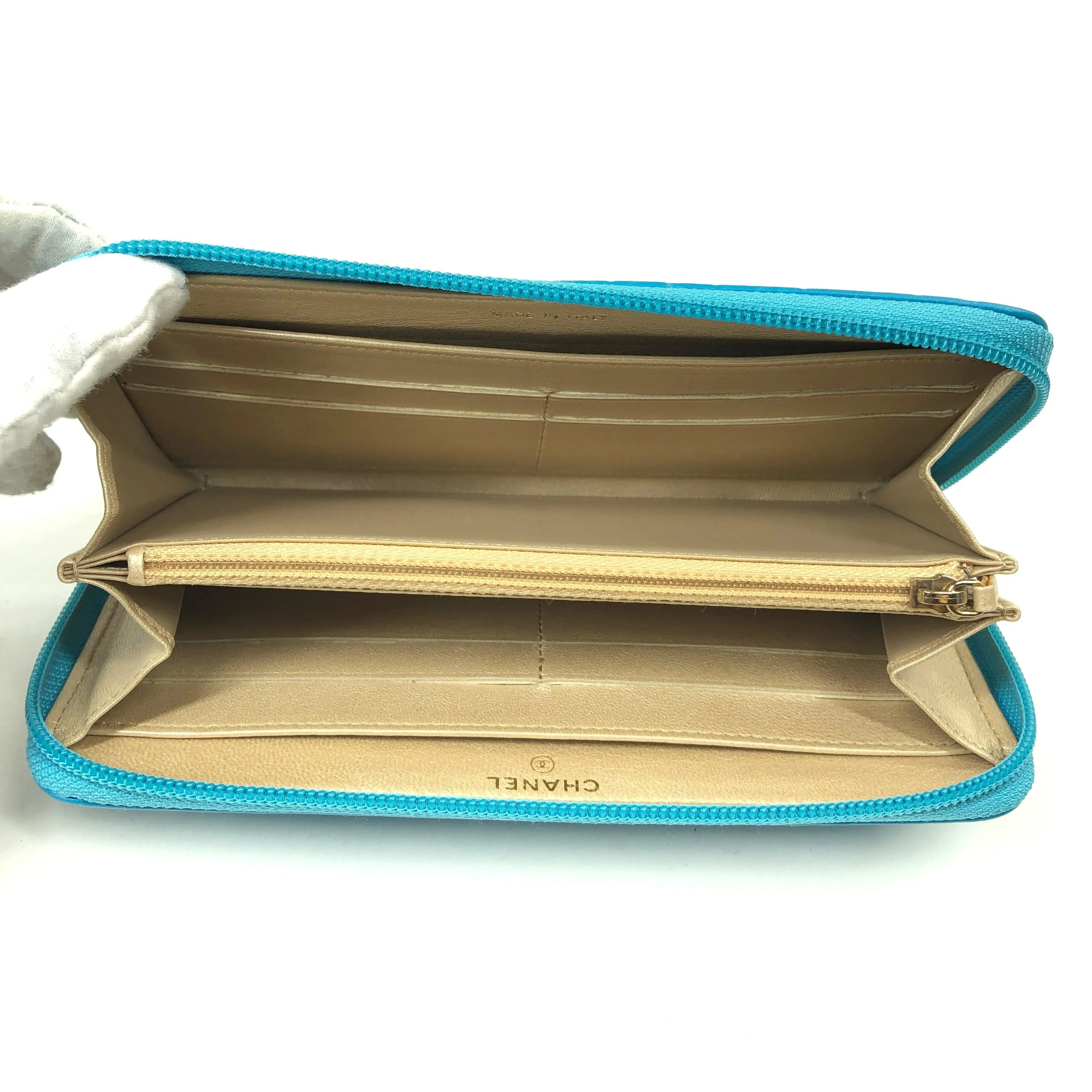 Chane Bluel Camelia Lambskin Round-Zip-Wallet  PXL2474