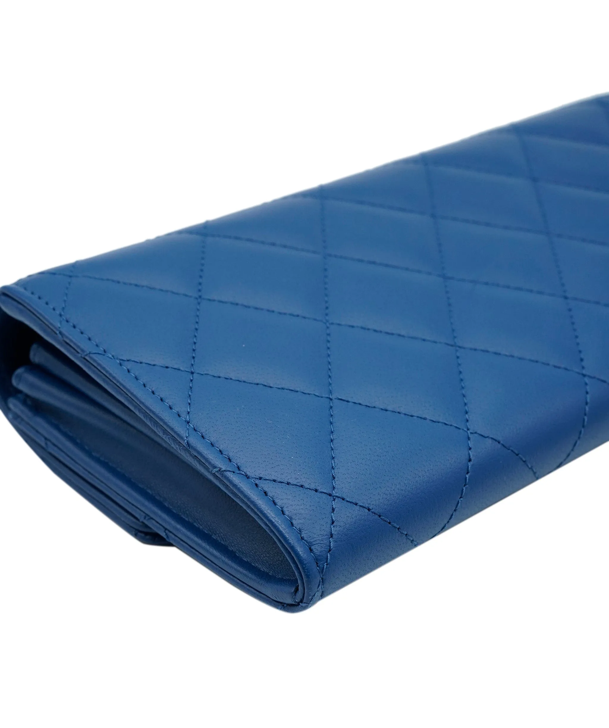 Chanel blue lambskin wallet ALL0315