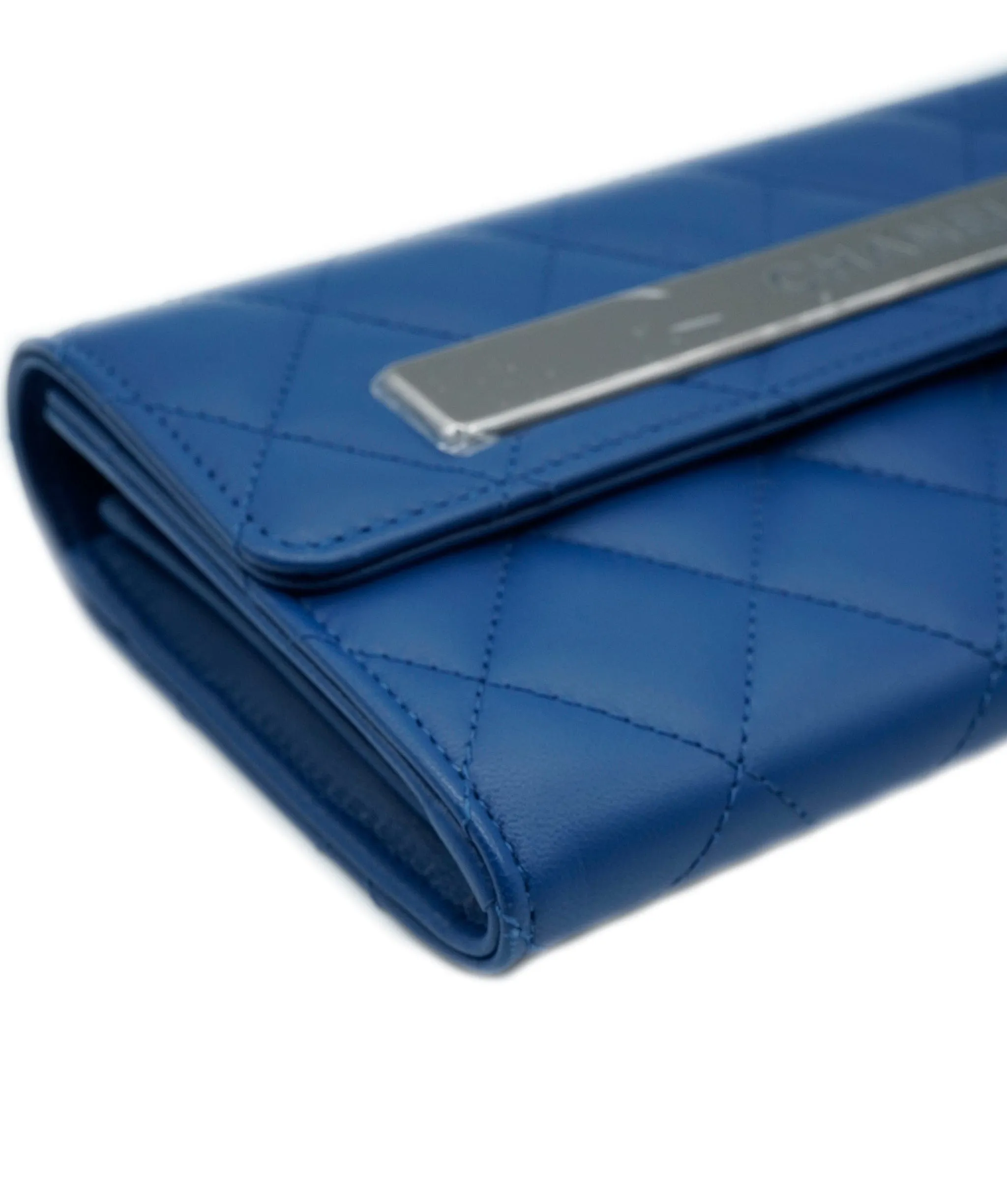 Chanel blue lambskin wallet ALL0315