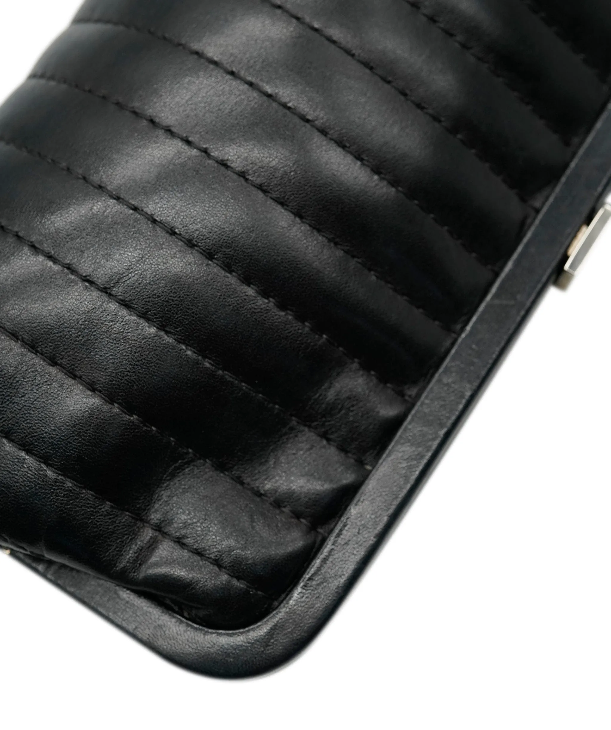 Chanel Kisslock Vertical Lambskin Clutch with CC lock  ALC0874