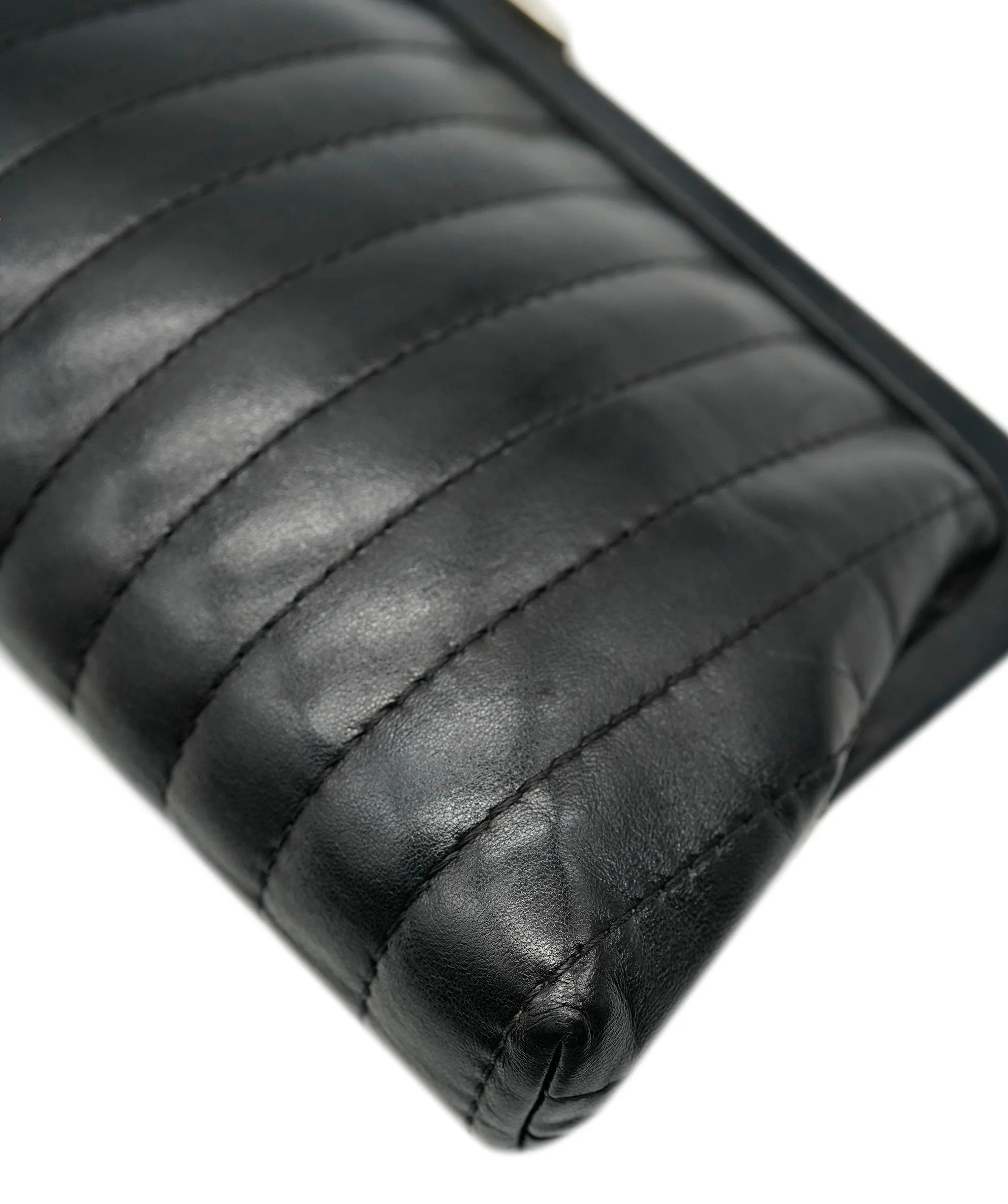 Chanel Kisslock Vertical Lambskin Clutch with CC lock  ALC0874