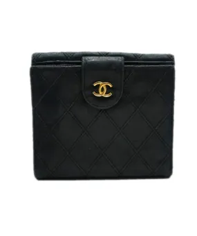 Chanel lambskin black wallet with GHW - AJC0501