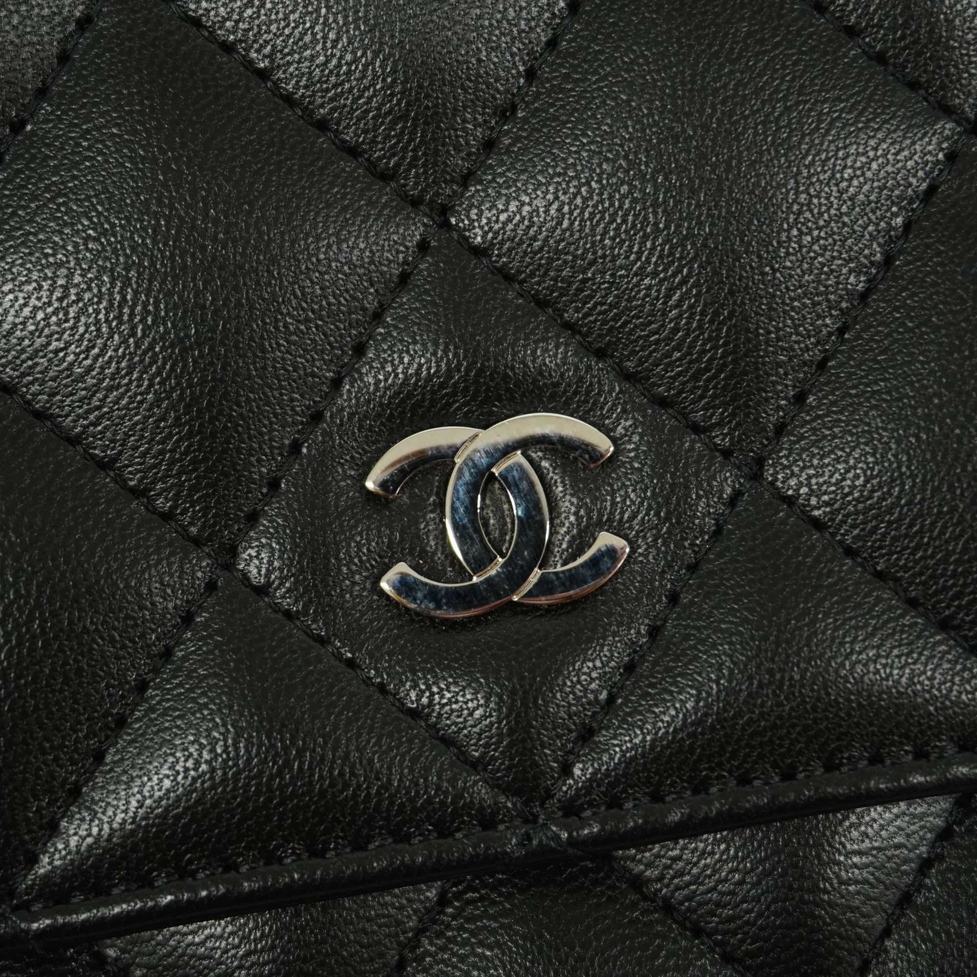Chanel  Matelasse Chain Shoulder Gold Hardware Women's Lambskin Black