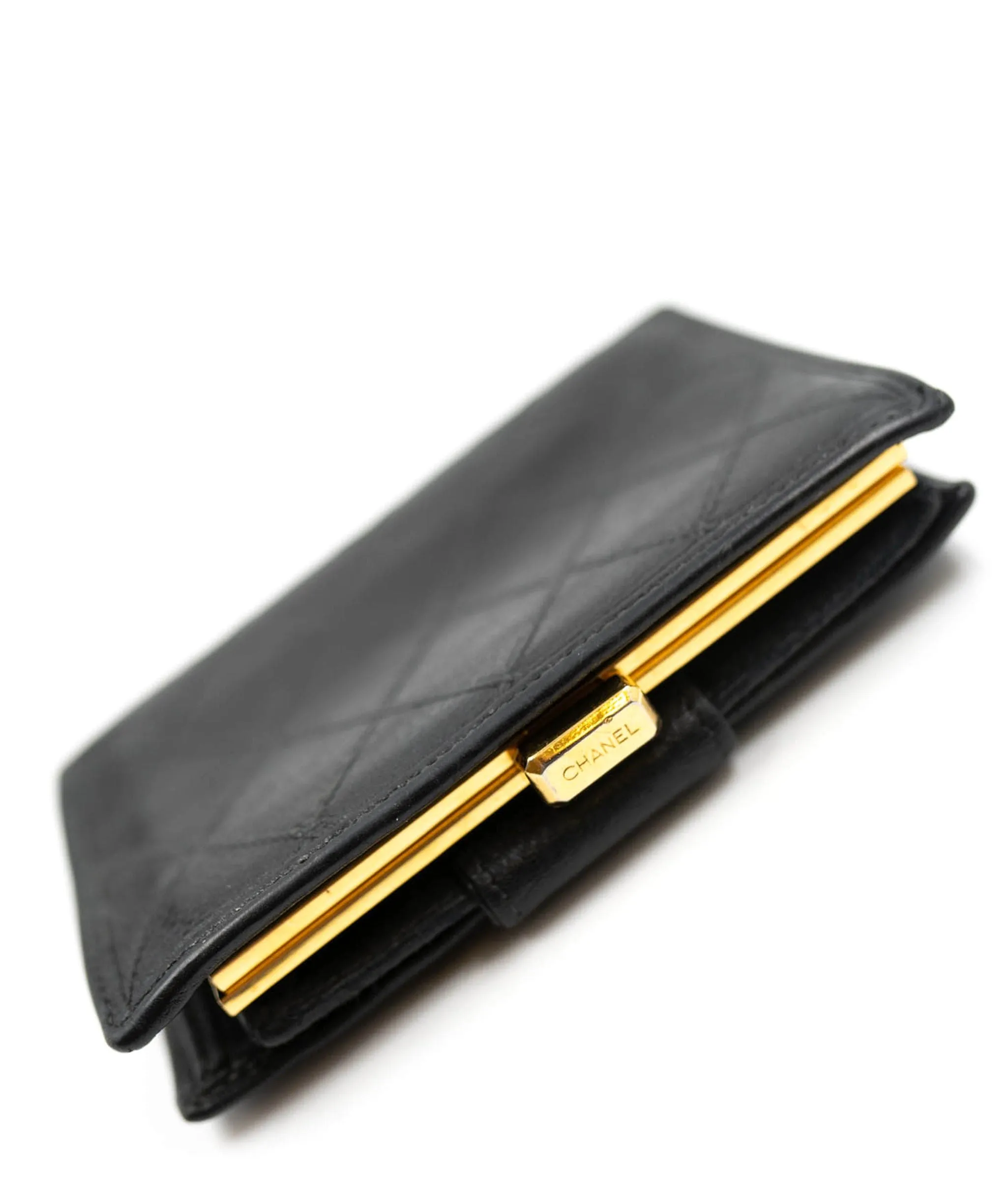 Chanel Vintage Caviar Skin Bi-Fold Purse ADL2056