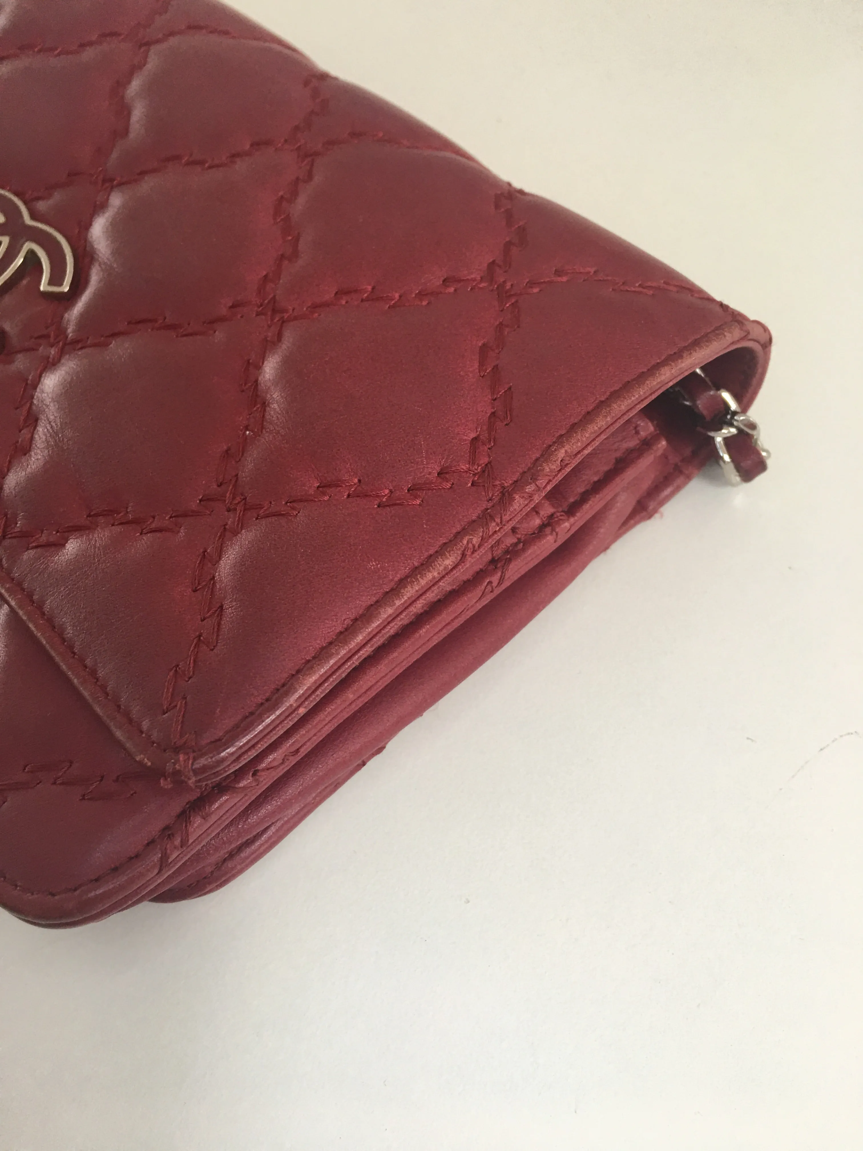 CHANEL WOC Wallet on Chain Pochette in Bordeaux Leather