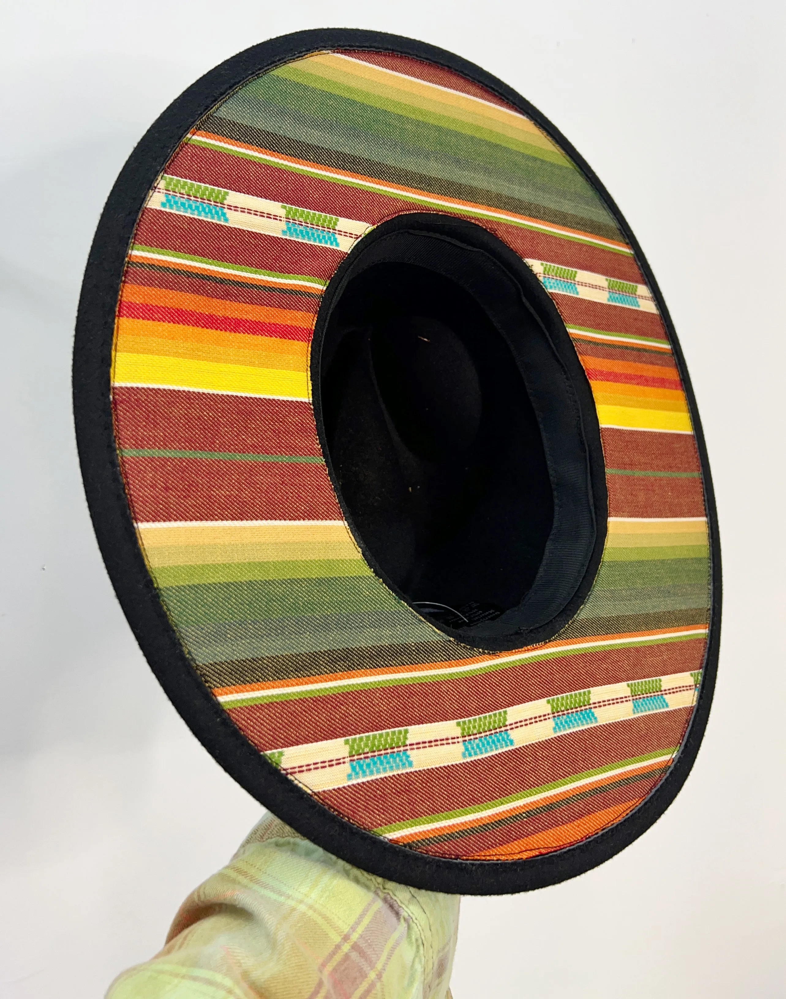 Pretty Pleasant Black Sangria Serape Hat
