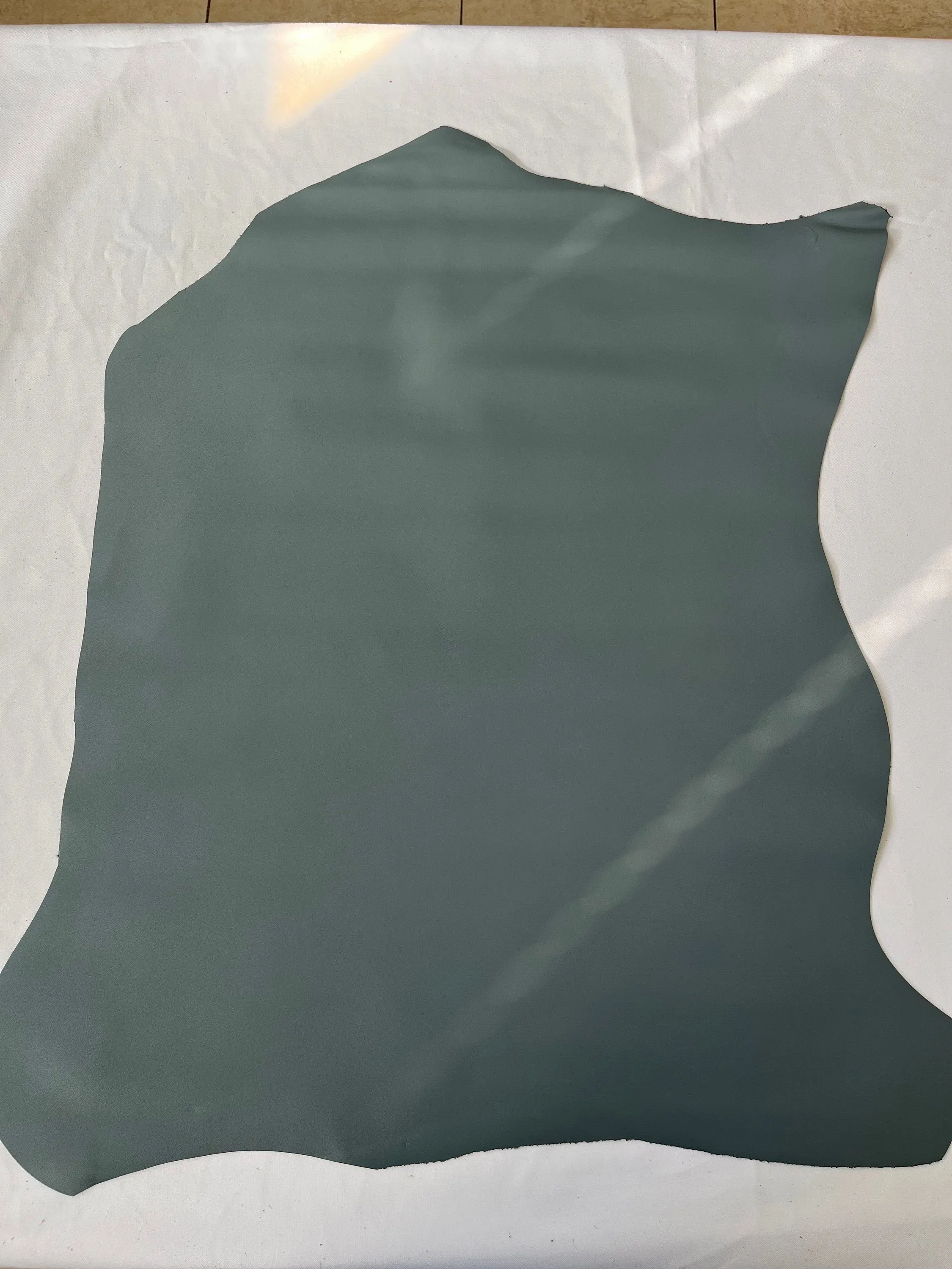 Sheep leather color warm Grey, nappa lambskin genuine leather hide for crafts, thick. 1,0mm (2 1/2oz)
