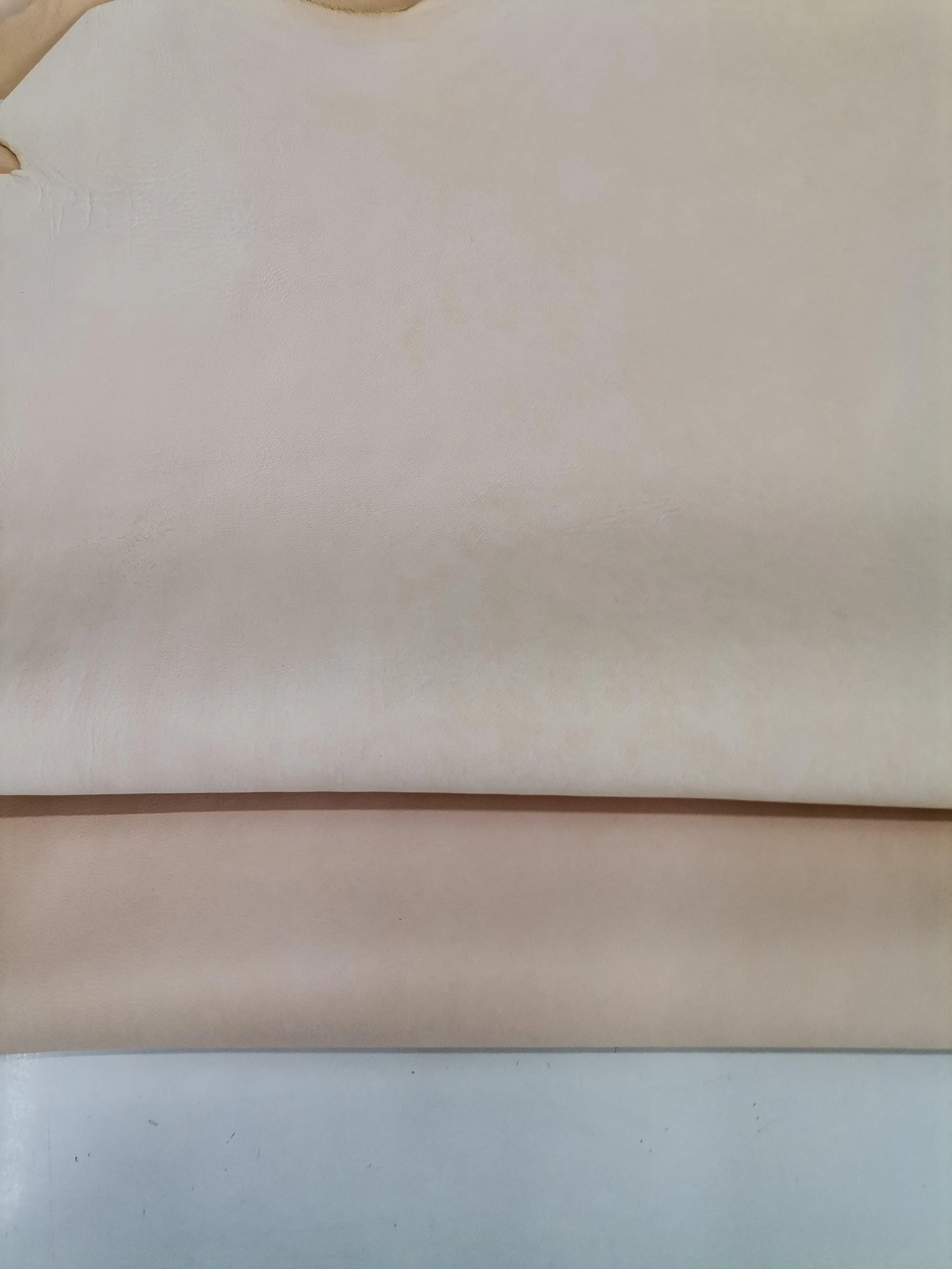 Sheepskin Leather chrome free, Genuine lambskin hides metal free lining, thick 0,9mm (2,5 Oz)