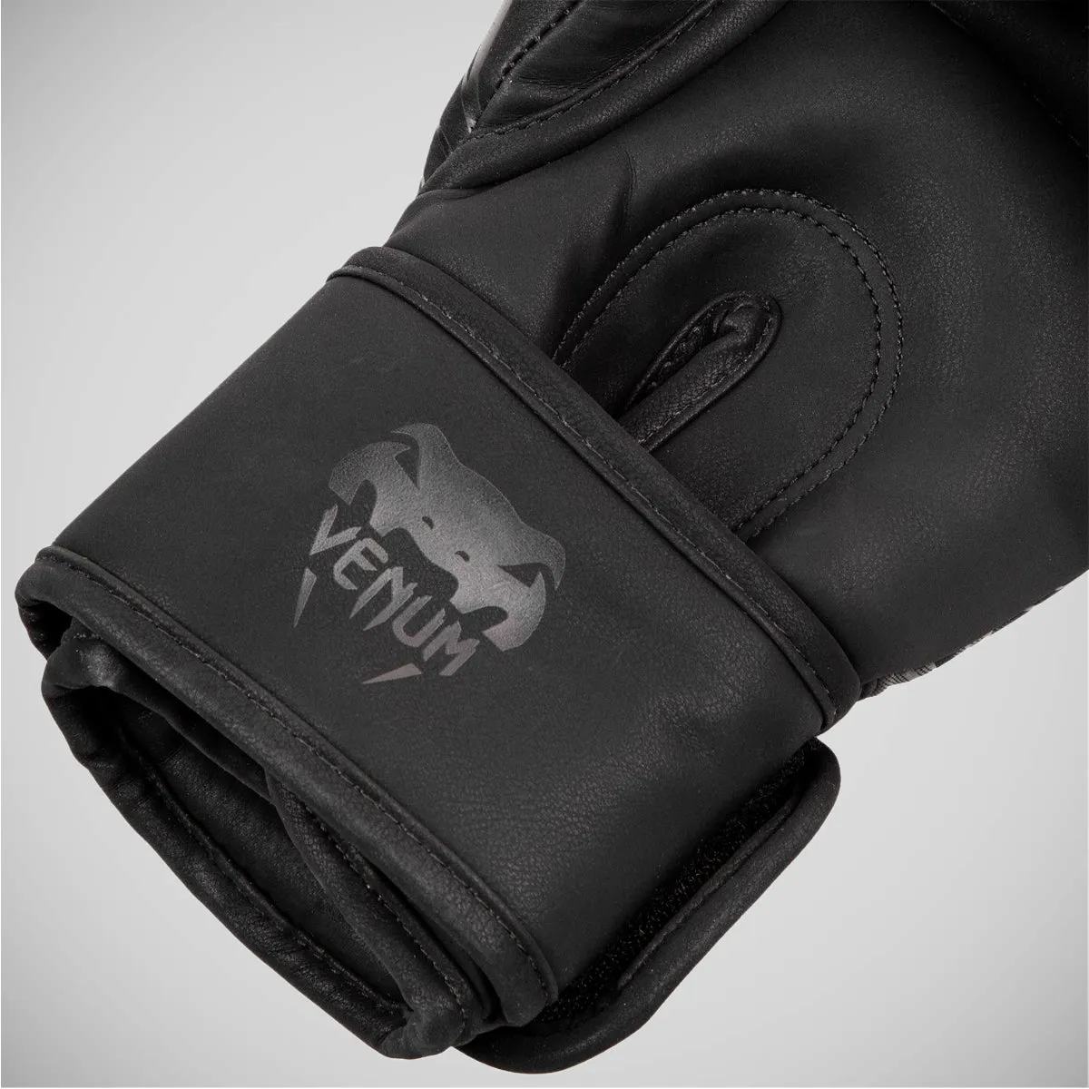 Venum Dragon's Flight Boxing Gloves Black