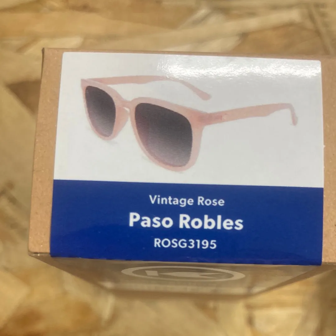 VINTAGE ROSE in PASO ROBLES - Polarized Knockaround Sunglasses